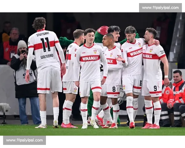 德甲足球联赛发展特点与全球化背景下的竞争力提升分析 - 副本 - 副本 德甲足球联赛发展特点与全球化背景下的竞争力提升分析 - 副本 - 副本